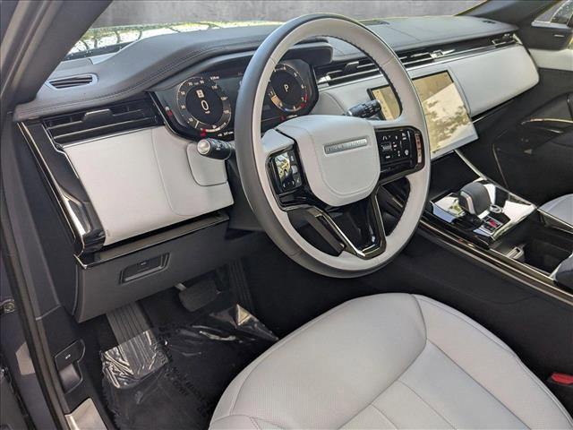 Photo of 2024 Varesine Blue Metallic Land Rover Range Rover Sport