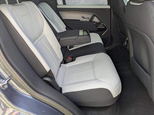 Photo of 2024 Varesine Blue Metallic Land Rover Range Rover Sport