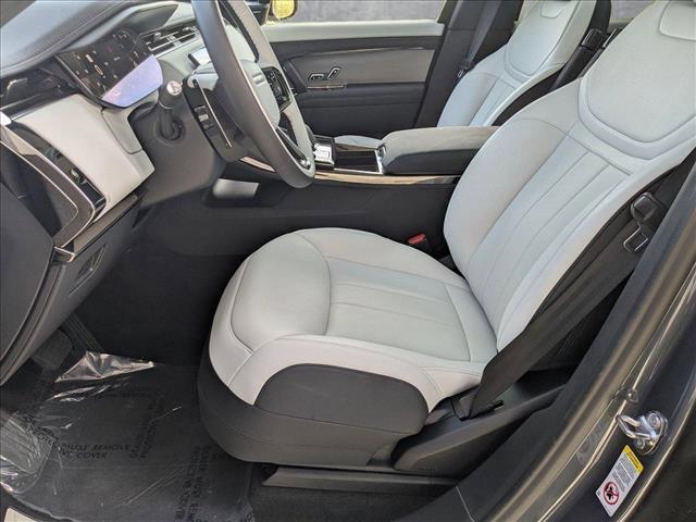 Photo of 2024 Varesine Blue Metallic Land Rover Range Rover Sport