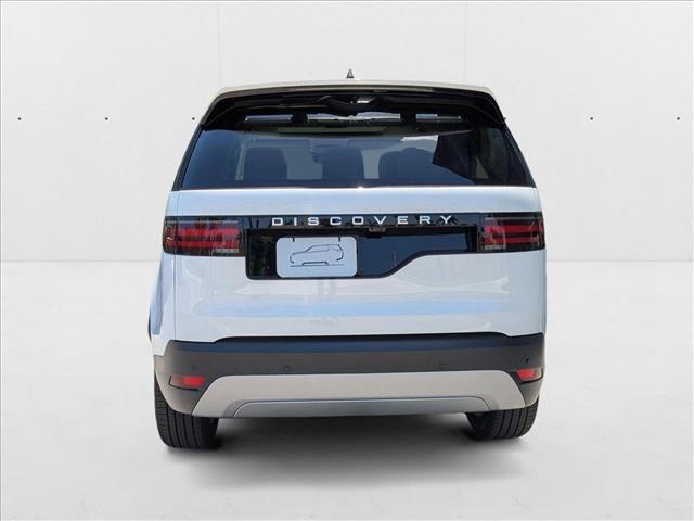 Photo of 2025 Fuji White Land Rover Discovery