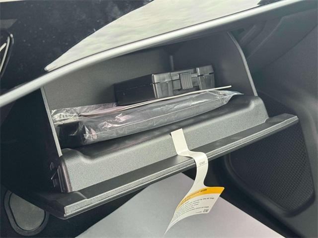 Photo of 2025 Raven Black Honda Prologue