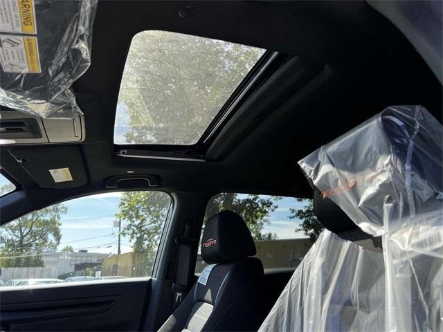 Photo of 2026 Platinum White Pearl Honda CR-V Hybrid