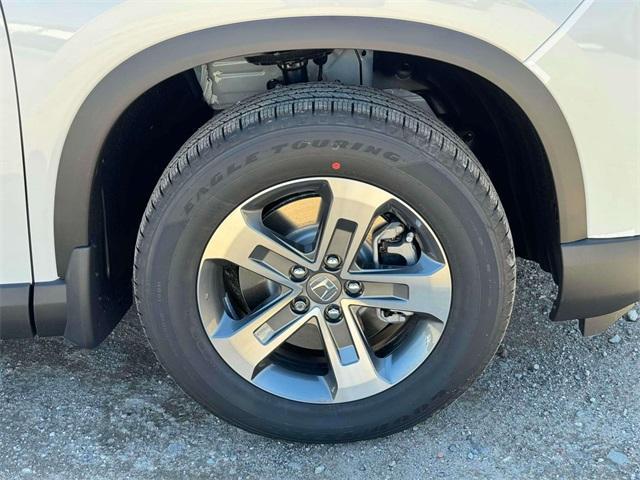 Photo of 2025 Platinum White Pearl Honda Pilot
