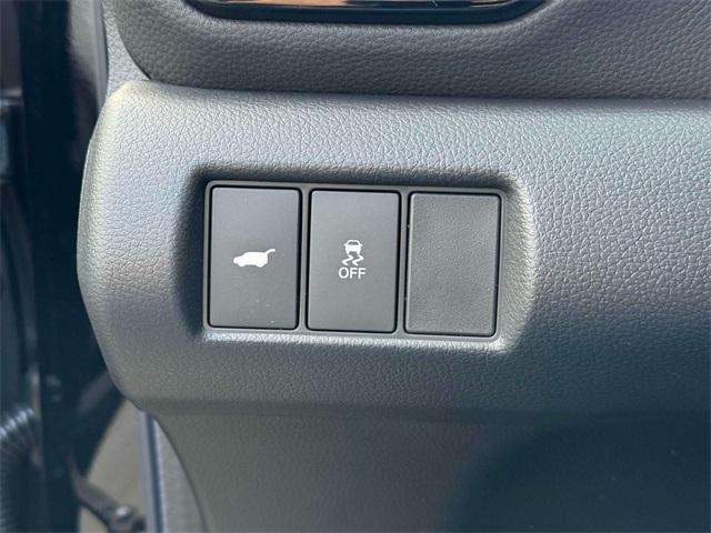 Photo of 2025 Platinum White Pearl Honda Pilot