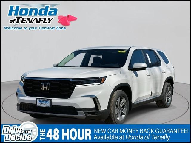 Photo of 2025 Platinum White Pearl Honda Pilot