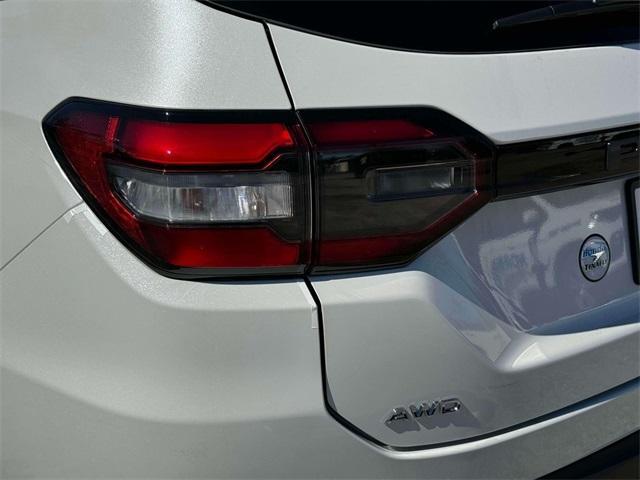 Photo of 2025 Platinum White Pearl Honda Pilot