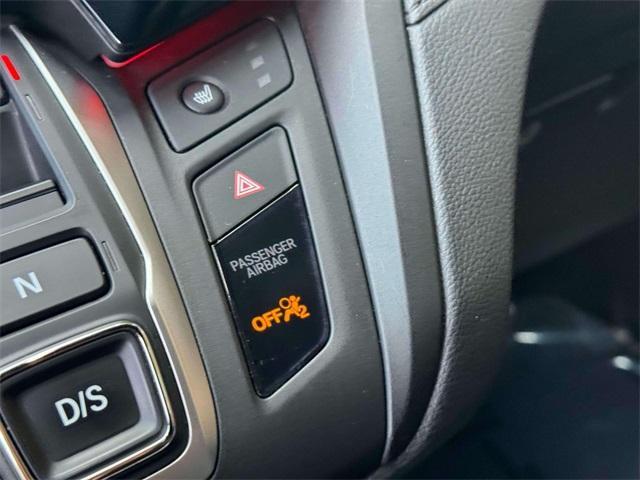 Photo of 2023 Red Honda Odyssey