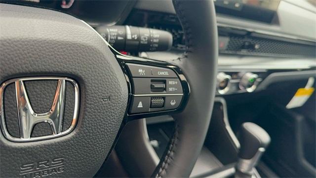 Photo of 2026 Meteorite Gray Metallic Honda CR-V