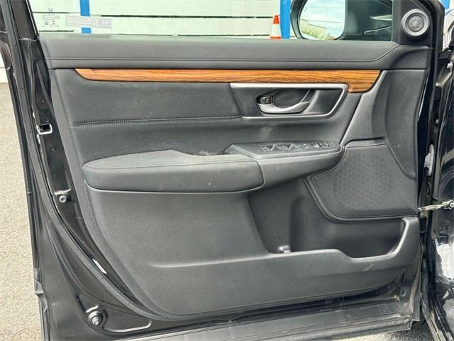Photo of 2020 Crystal Black Pearl Honda CR-V