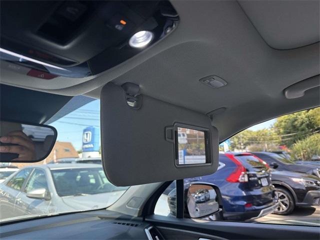 Photo of 2023 Wolf Gray Kia Sorento