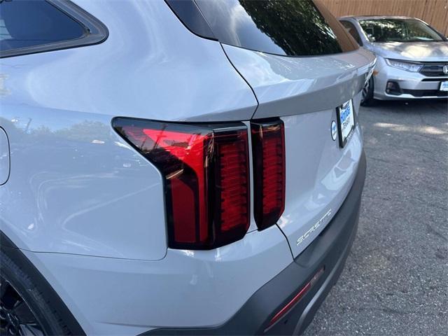 Photo of 2023 Wolf Gray Kia Sorento