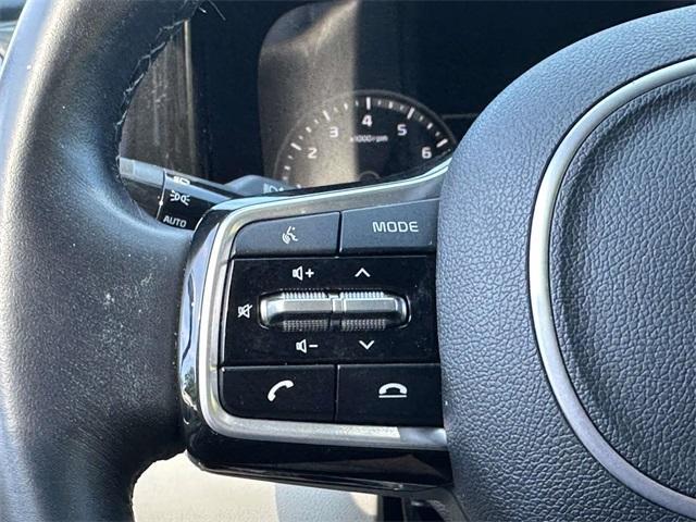 Photo of 2023 Wolf Gray Kia Sorento