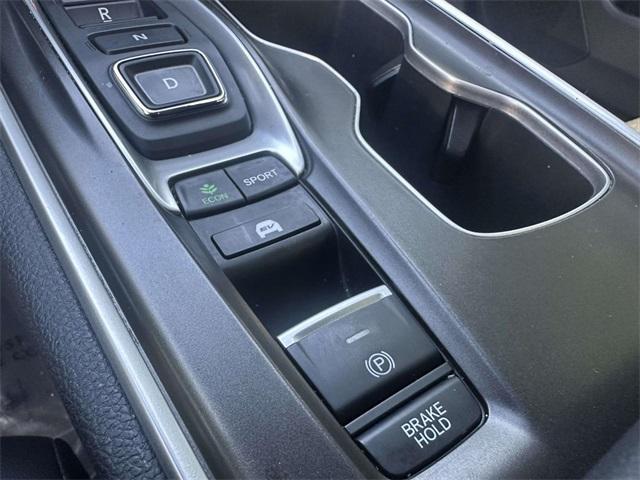 Photo of 2022 Sonic Gray Pearl Honda Accord Hybrid