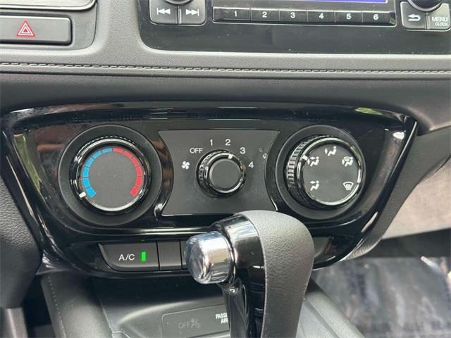 Photo of 2022 Crystal Black Pearl Honda HR-V