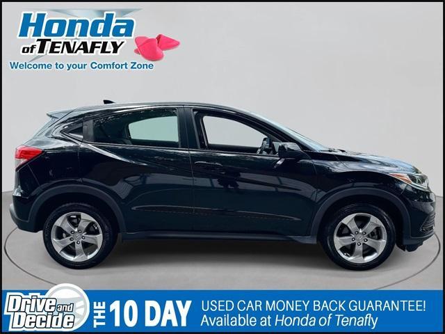 Photo of 2022 Crystal Black Pearl Honda HR-V