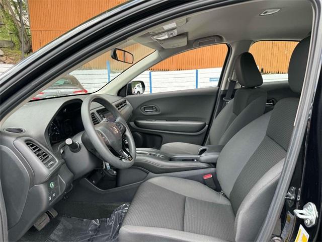 Photo of 2022 Crystal Black Pearl Honda HR-V