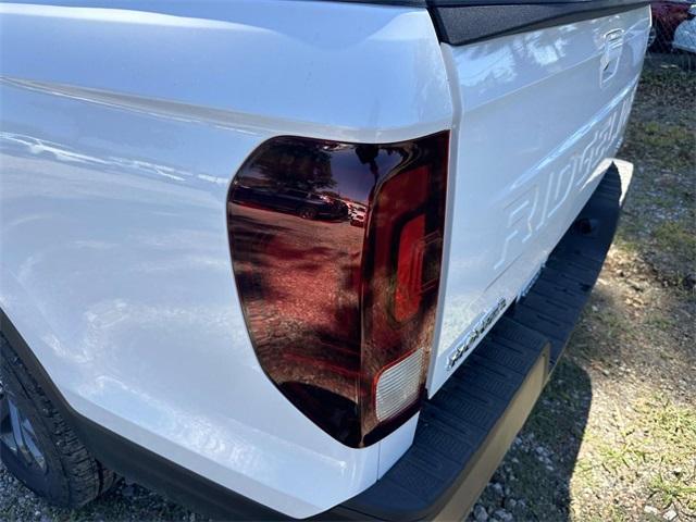 Photo of 2025 Platinum White Pearl Honda Ridgeline