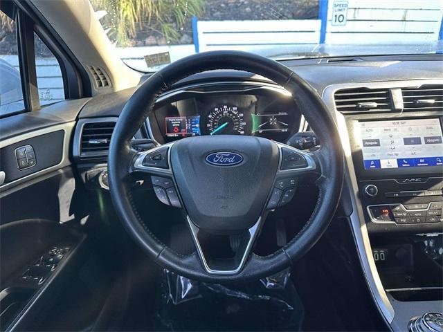 Photo of 2020 White Ford Fusion