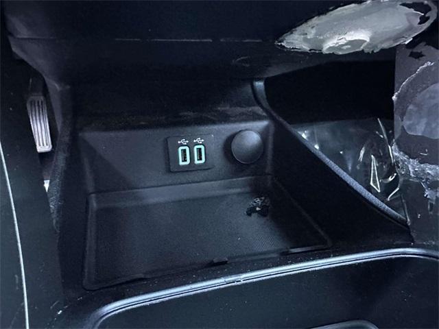 Photo of 2020 White Ford Fusion