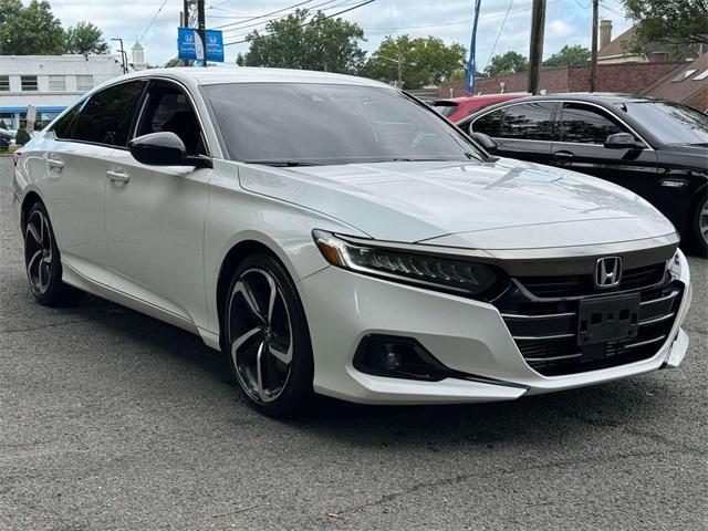 Photo of 2022 Platinum White Pearl Honda Accord