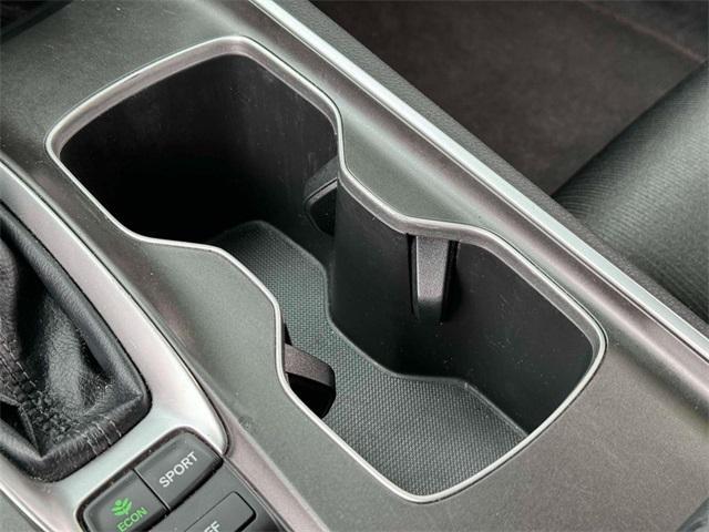 Photo of 2022 Platinum White Pearl Honda Accord