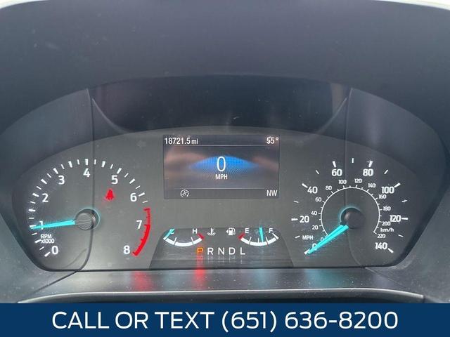Photo of 2022 Oxford White Ford Escape
