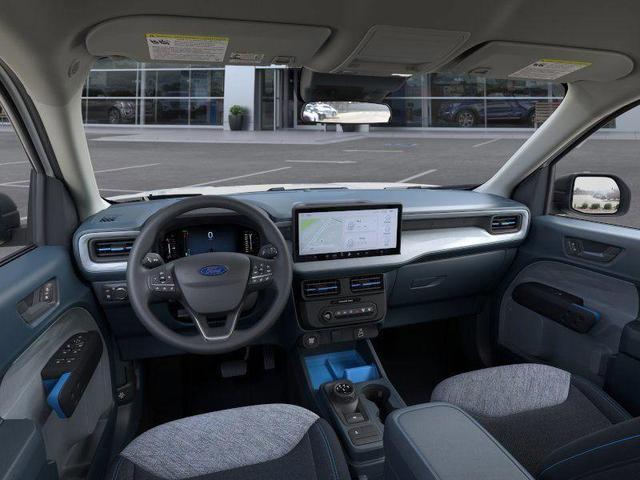 Photo of 2025 Oxford White Ford Maverick