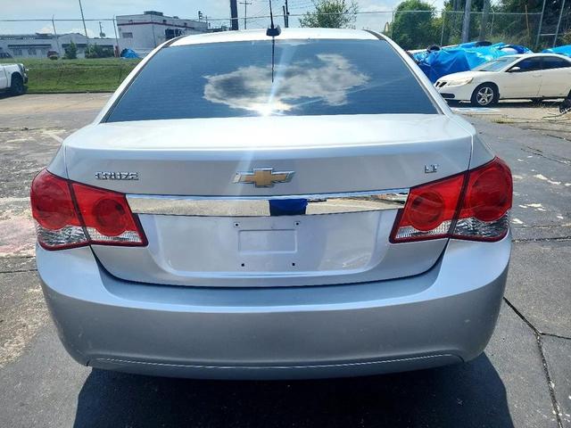 Photo of 2016 SILVER Chevrolet Cruze Limited