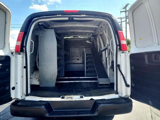 Photo of 2017 White Chevrolet Express 2500