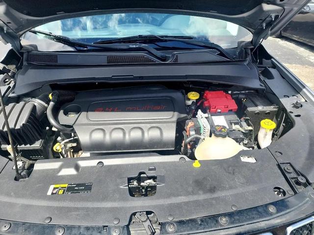 Photo of 2019 SILVER Jeep Compass