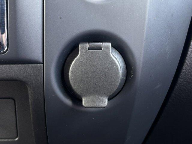 Photo of 2023 Deep Blue Pearl Nissan Titan
