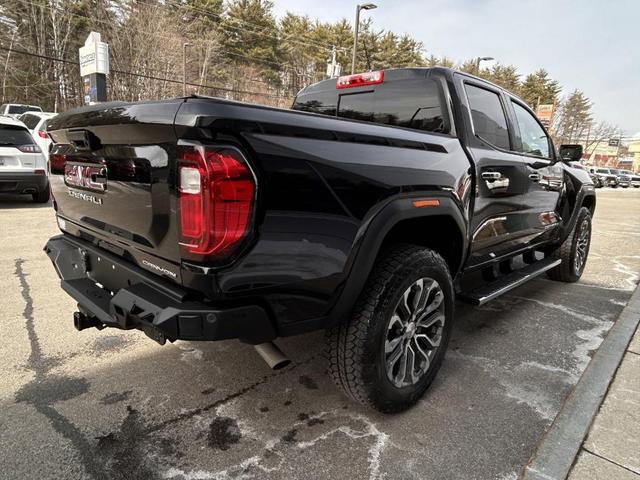 Photo of 2024 Onyx Black GMC Canyon