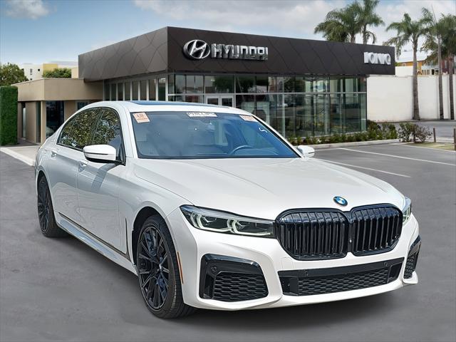 2022 BMW 740