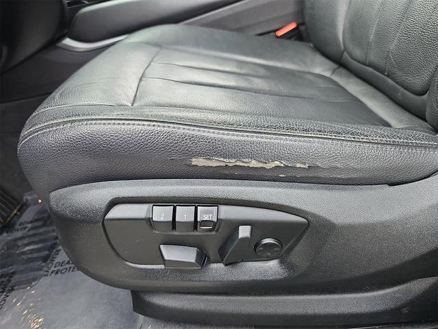 Photo of 2017 Black Sapphire Metallic BMW X6