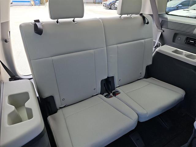 Photo of 2025 Earthy Brass Matte Hyundai SANTA FE HEV
