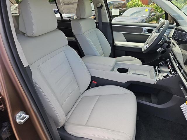 Photo of 2025 Earthy Brass Matte Hyundai SANTA FE HEV