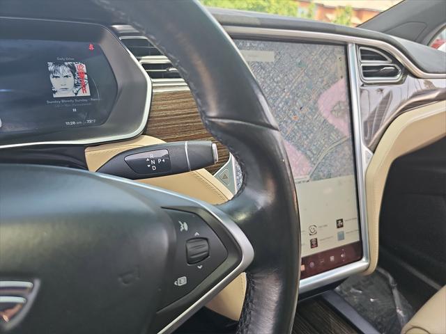 Photo of 2016 -Select- Tesla Model X