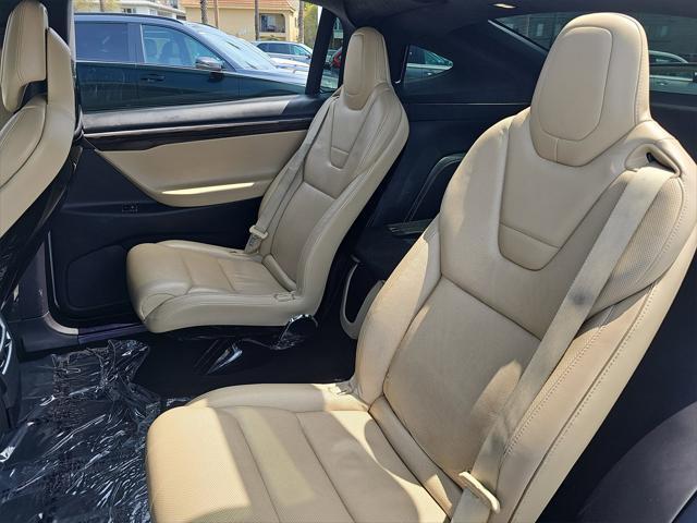Photo of 2016 -Select- Tesla Model X