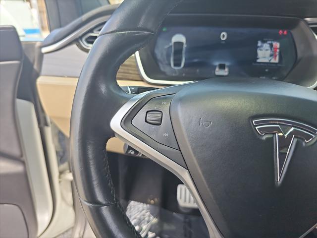 Photo of 2016 -Select- Tesla Model X