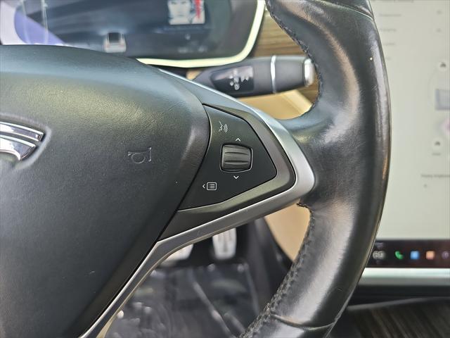 Photo of 2016 -Select- Tesla Model X