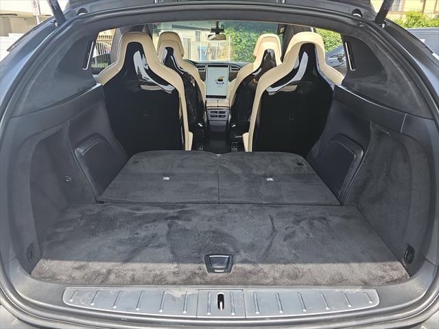 Photo of 2016 -Select- Tesla Model X
