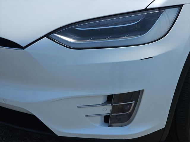 Photo of 2016 -Select- Tesla Model X