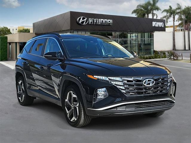 Photo of 2022 Phantom Black Hyundai TUCSON