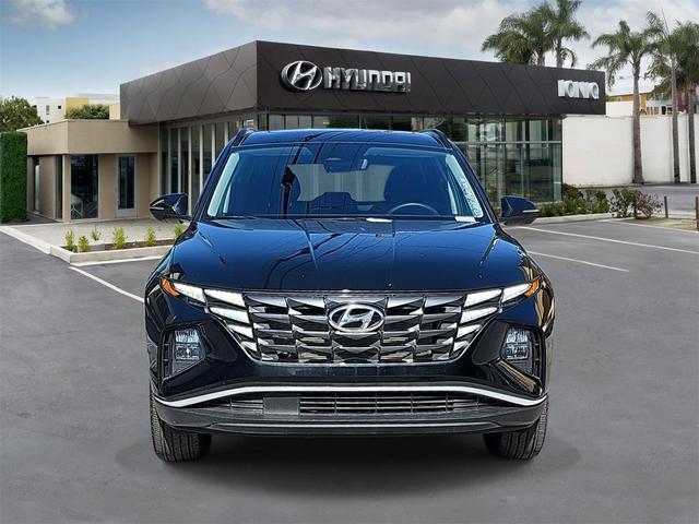 Photo of 2022 Phantom Black Hyundai TUCSON