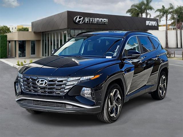 Photo of 2022 Phantom Black Hyundai TUCSON