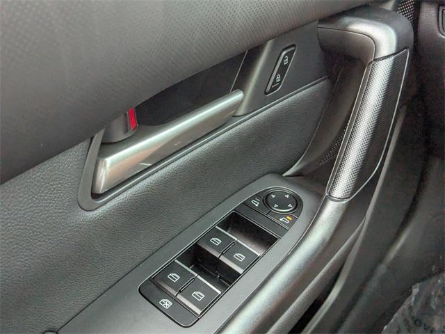 Photo of 2025 Machine Gray Metallic Mazda CX-50 Hybrid