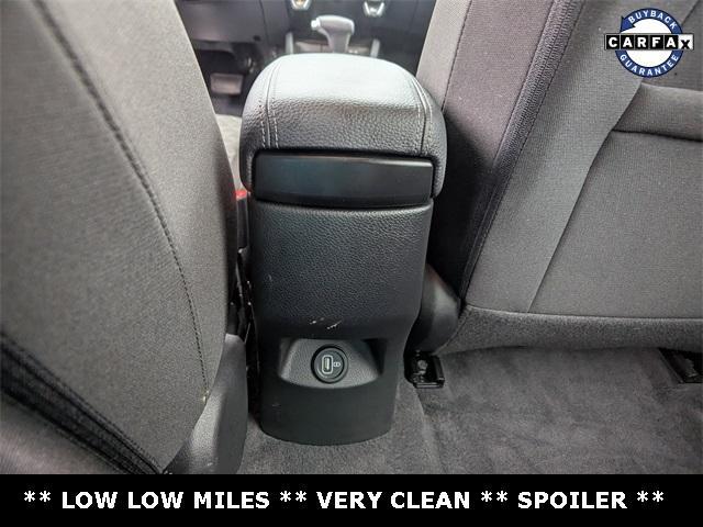 Photo of 2022 Clear White Kia Rio