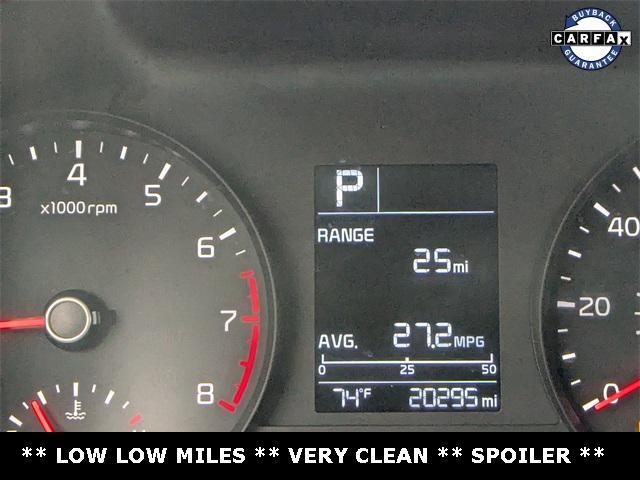 Photo of 2022 Clear White Kia Rio