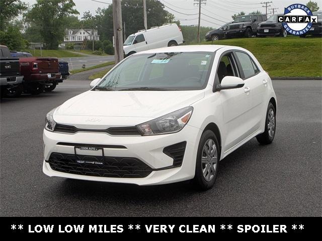 Photo of 2022 Clear White Kia Rio