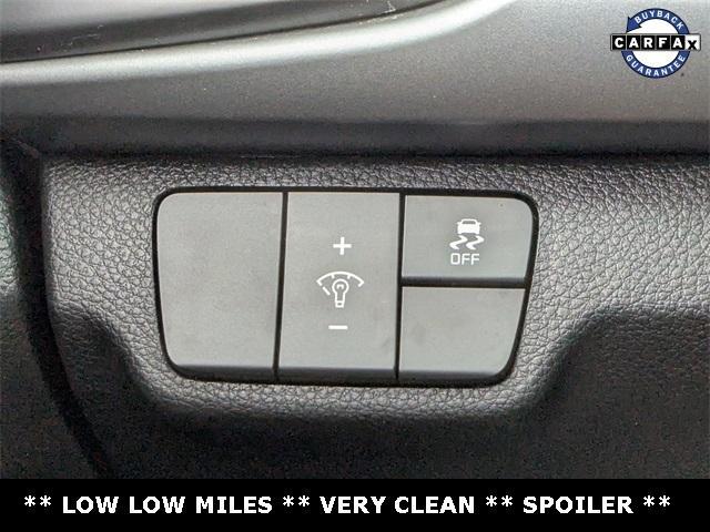 Photo of 2022 Clear White Kia Rio